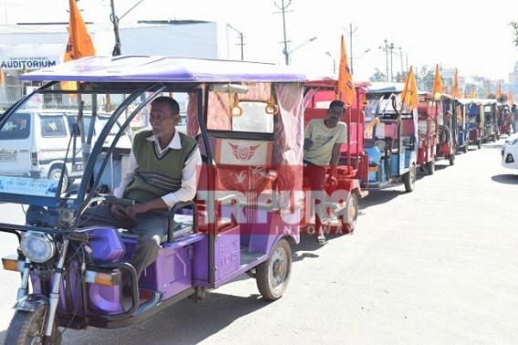 Eco-friendly E-Rickshaws banned in Tripura : BMS protests Eco-friendly E-Rickshaws banned in Tripura : BMS protests
